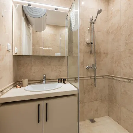 Luxurious Beachfront With Private And Panoramic Views In La Complex Варна