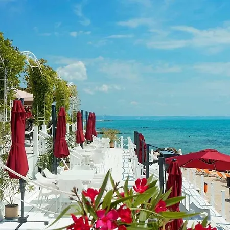 Appartement Luxurious Beachfront With Private And Panoramic Views In La Complex Varna