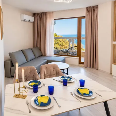 Luxurious Beachfront With Private And Panoramic Views In La Complex