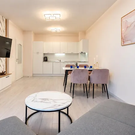 Luxurious Beachfront With Private And Panoramic Views In La Complex Apartament *