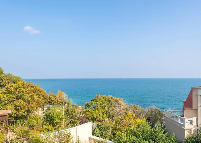 Luxurious Beachfront With Private And Panoramic Views In La Complex דירה